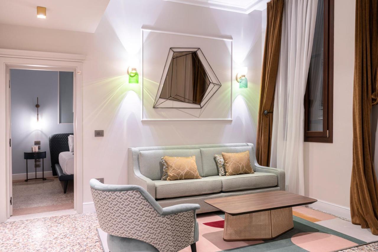 Be Mate Ponte Di Rialto Aparthotel เวนิส ภายนอก รูปภาพ