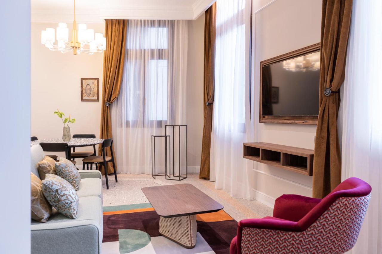 Be Mate Ponte Di Rialto Aparthotel เวนิส ภายนอก รูปภาพ