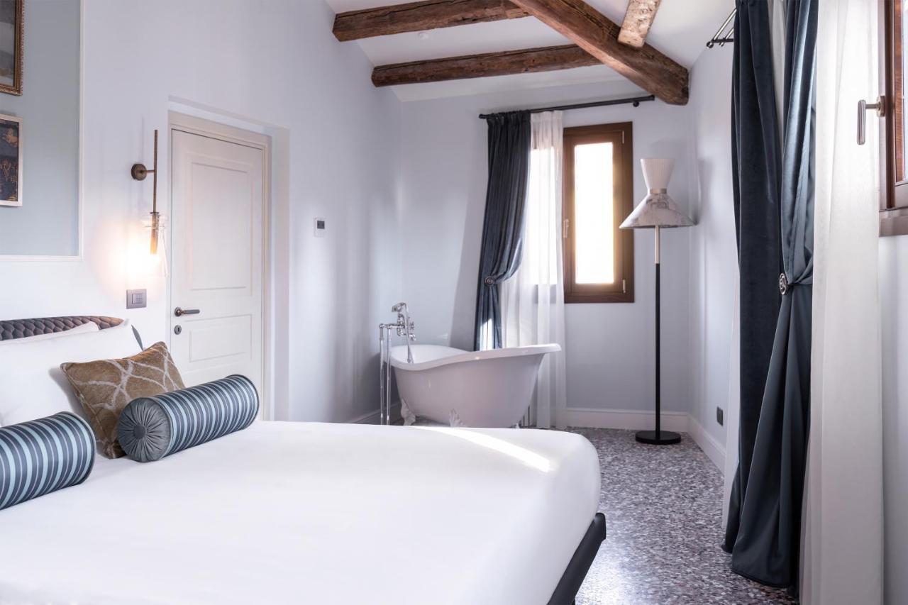 Be Mate Ponte Di Rialto Aparthotel เวนิส ภายนอก รูปภาพ