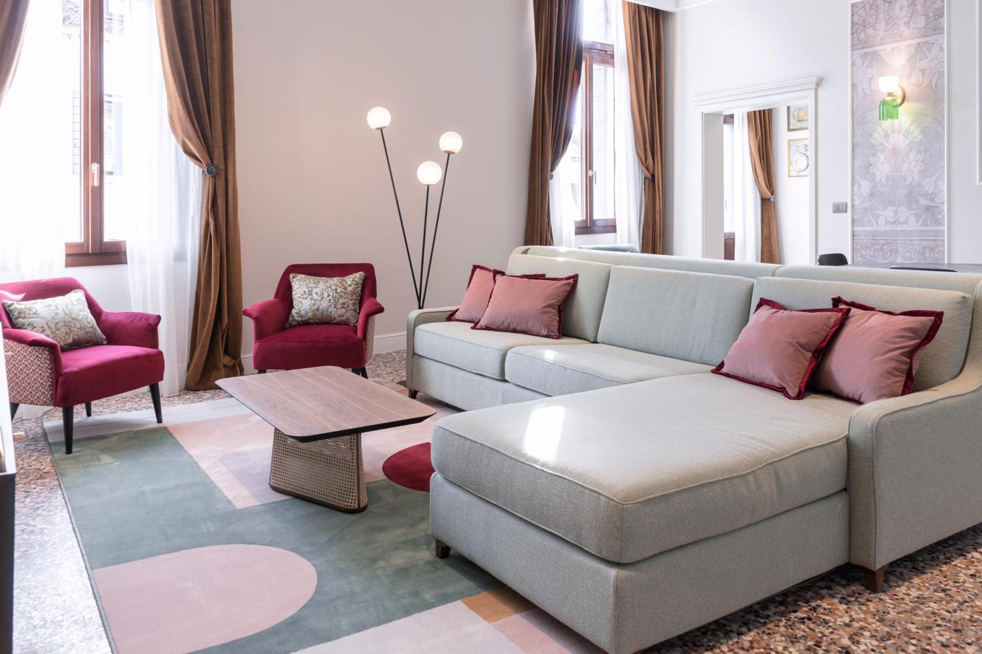 Be Mate Ponte Di Rialto Aparthotel เวนิส ภายนอก รูปภาพ